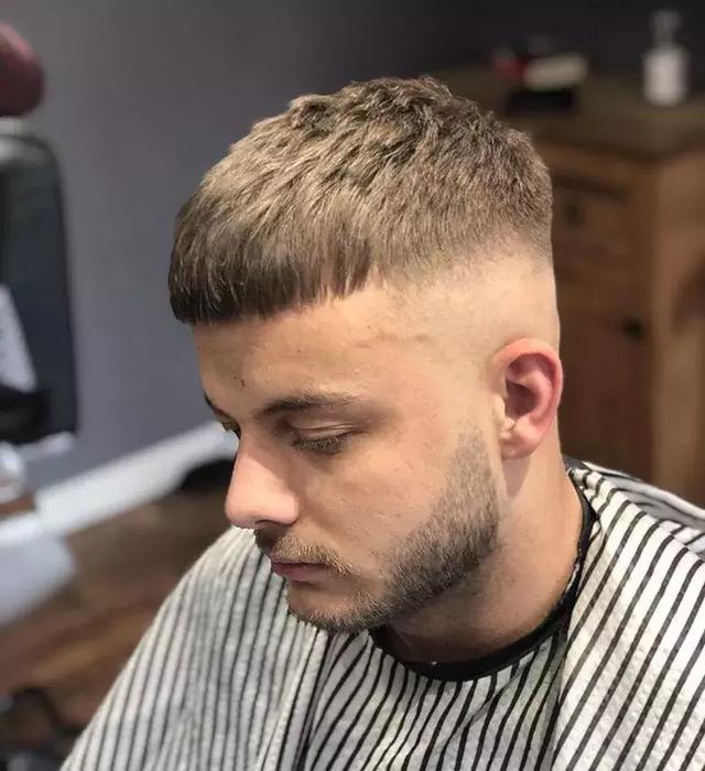 男生留长发怎么修剪,男发修剪的技巧之推剪技巧(发型丨告别“细软”) 男生留长发怎么修剪,男发修剪的技巧之推剪技巧(发型丨告别“细软”)