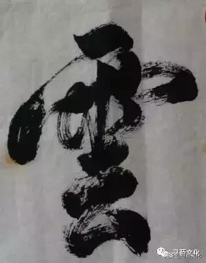 云字五笔怎么打，逐字五笔怎么打字（云、妘、陨、芸、员-汉字的艺术与中华姓氏文化荀卿庠整理）