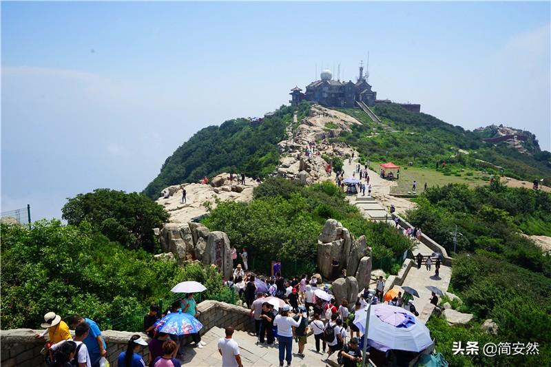 泰山多高（海拔高度才1545米，登山很轻松）