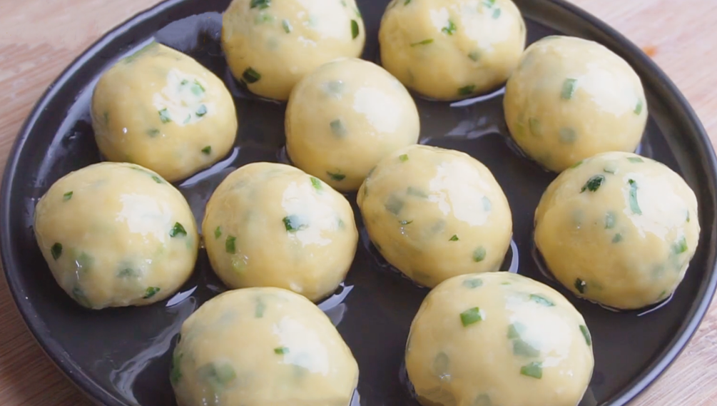 图片[5]-【葱花饼】做法步骤图 营养又美味 做一次半个月不早起-起舞食谱网