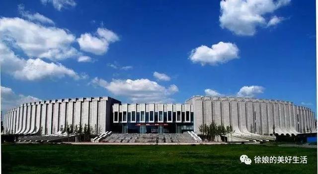 求河南新乡凤凰山的一些资料，新乡市凤泉区凤凰山（河南商都旅游攻略<五 新乡>）