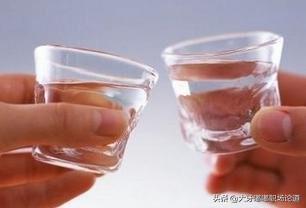 作陪与坐陪的区别，不想酒桌上失态就去了解一下酒桌文化