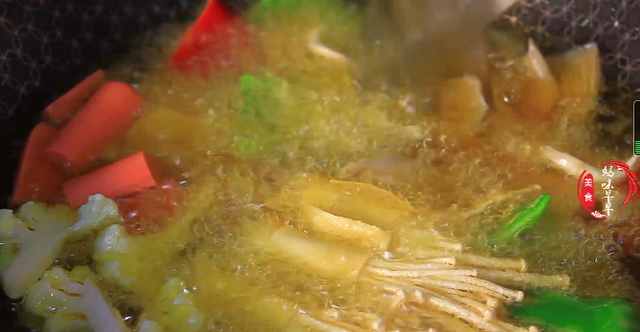 油炸馍的家常做法和配方视频，家庭炸油馍的做法和配方窍门（出去开店能卖100个）