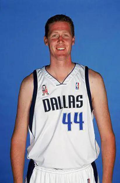 由于法尔刚进联盟,这里就不讨论他,以后法尔会混成什么样,只有天知道.