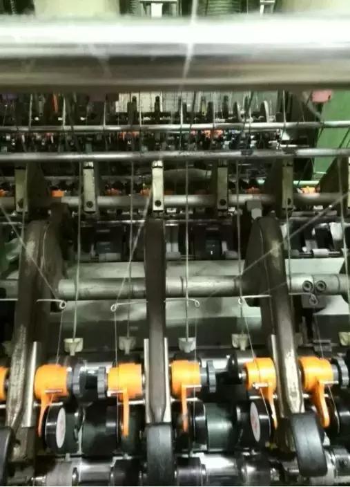 包芯纱是什么面料，纺织人常识之包芯纱是什么