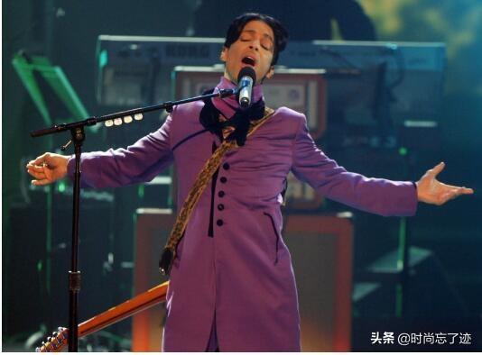 紫色是什么颜色，紫色用什么颜色能调出来（为什么说紫色是高贵的象征）