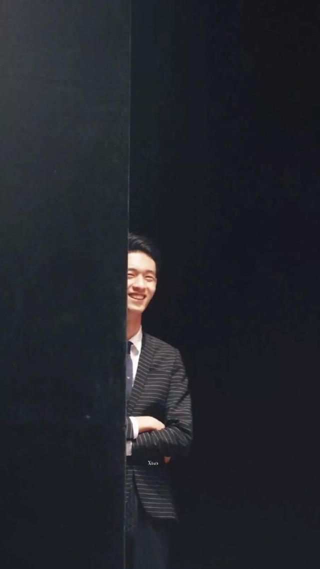 孟鹤堂，微信头像，孟鹤堂（老秦、李鹤东、张九南、孟鹤堂）