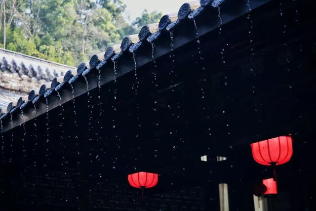 爱情诗歌，爱情诗歌朗诵（无比深情的十首爱情诗）