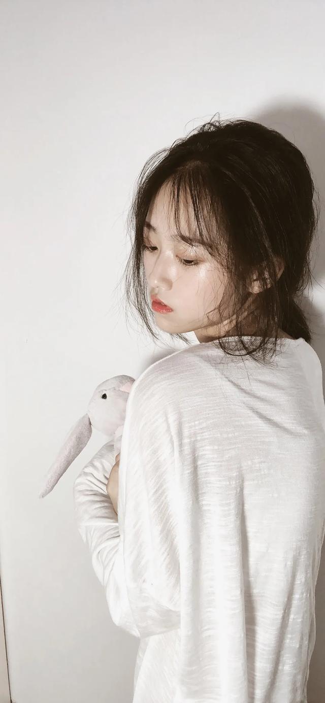 任万万呀，微信头像，任万万呀（爱豆壁纸\u0026语录）