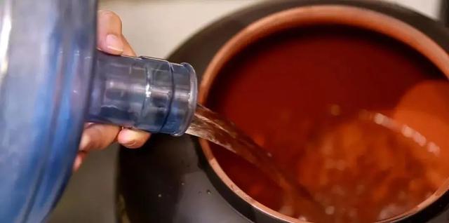 自制简易抽水器，自制简易抽水器教程（建水紫陶水缸使用说明）