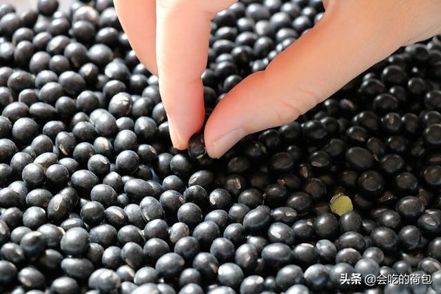 黑豆最简单的吃法，黑豆的简单吃法（教你1个简单做法）