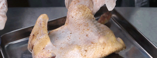 请问深圳哪里有非常好吃的烧鸡，深圳哪里的鸡煲好吃（2个月连开3家店）