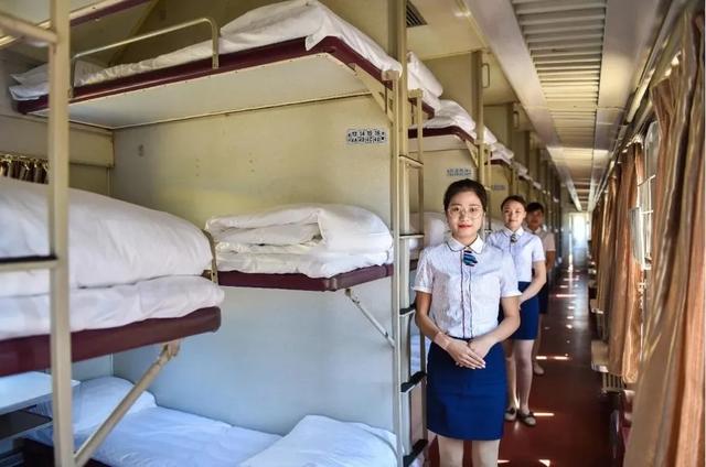 微山湖有哪些景区值得去玩，微山湖哪个景区最值得去（坐拥130000亩荷塘）