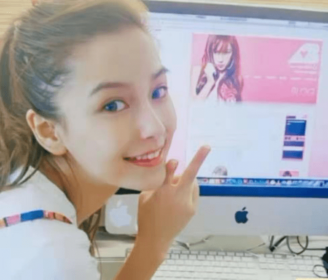 杨颖旧照曝光，烟熏眼妆黑浓太个性，曾承认戴牙套整牙