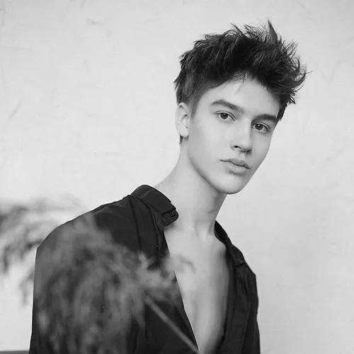 欧美范男生帅气头像集微信，欧美范男生帅气头像集（关于这种欧美风格男生头像合集）