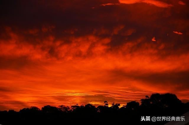 好听的古筝音乐，【古筝名曲欣赏】好听的古筝曲（15首古筝金曲）