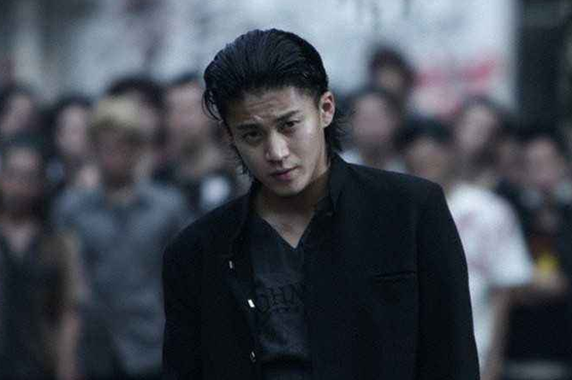 黑道校园小说完结版，从青春校园到都市热血（校园都市黑道小说）