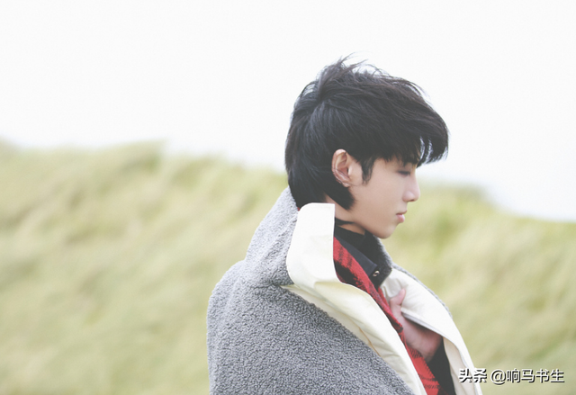 情书歌词，情书歌词克然（华晨宇的《地球之盐》）