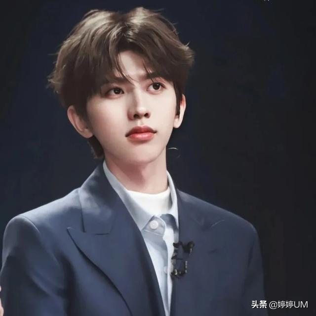 蔡徐坤(坤)，微信头像，蔡徐坤(坤)（蔡徐坤头像壁纸<一>）