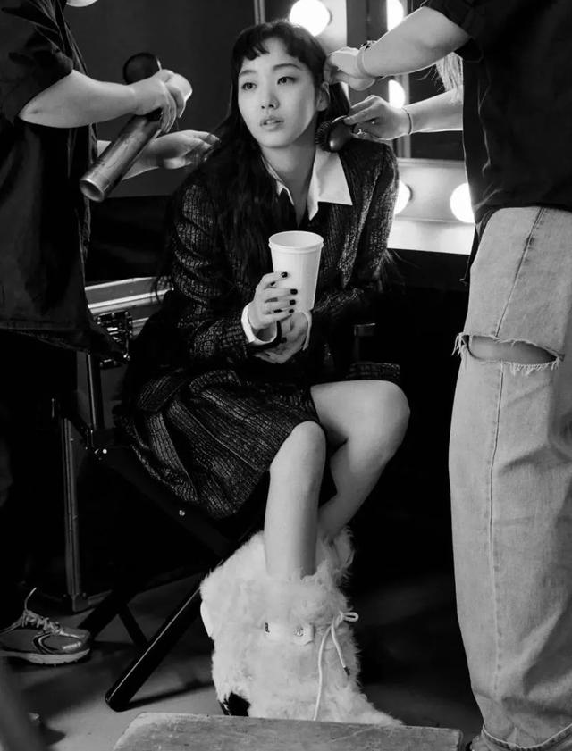 什么发型显脸小显年轻，适合瘦脸的发型（简单易打理的4款发型）