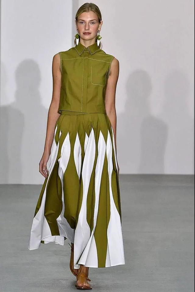 橄榄绿是什么颜色，翡翠橄榄绿是什么颜色（橄榄绿正在悄悄的流行…）