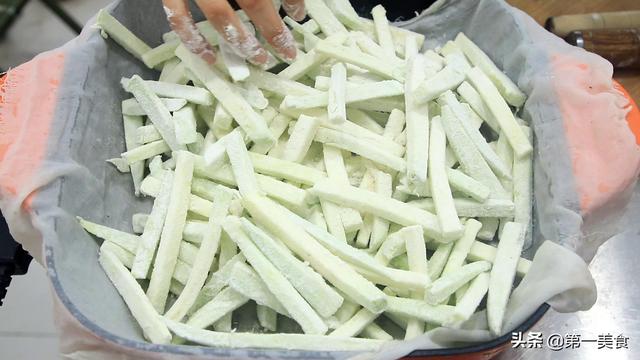 蒸茄子的家常做法，蒸茄子的20种做法（厨师长做的蒸茄条）