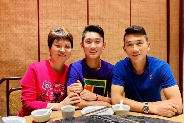 宁泽涛父亲，宁泽涛出生地（两位中国体坛星二代出圈）