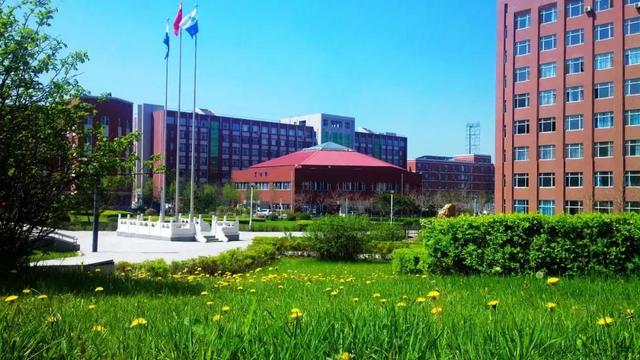 东北师范大学人文学院能三本升二本吗，东北师范大学人文学院是全日制本科学校国家承认吗（<二>东北师范大学人文学院）