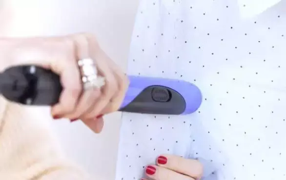 裤子起球怎么快速去掉，衣服起毛用什么办法把它去掉（裤子不合身……教你一招）