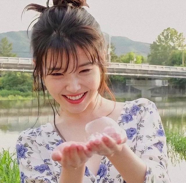 iu李知恩头像咯 愿喜?微信，iu李知恩头像咯 愿喜（壁纸、头像 ， 李知恩IU）