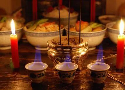 鬼节是什么节日 中国鬼节有哪些，鬼节是什么节日（七月中元节的来历和风俗）