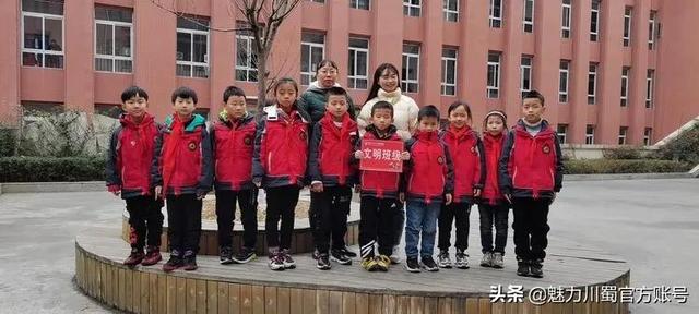 充满朝气的班级名字，好听又有寓意的班名（南山双语小学部十二月优秀团队、文明班级展）