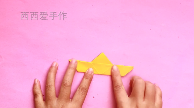 手工小船的做法，手工小船的做法一步一步教（折法非常简单只需一张纸完成）