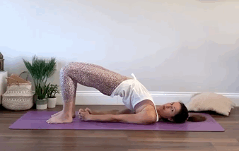 练瑜伽的姿势，练瑜伽的姿势图片（初学者练瑜伽不知道练什么）