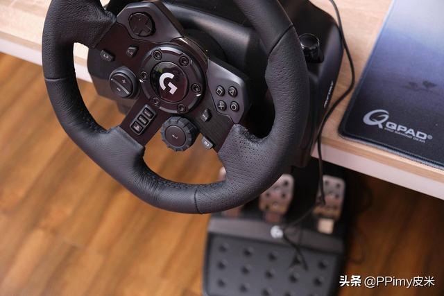 罗技游戏方向盘怎么样，TRUEFORCE力反馈方向盘