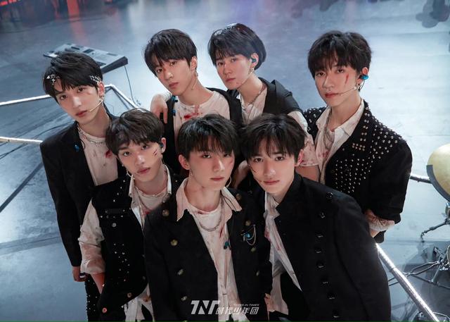 时代少年团出道日和成团日（7位少年越来越优秀）