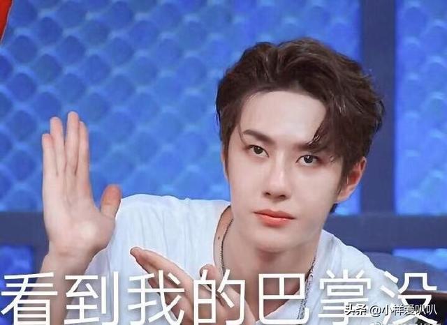 王一博最新的帅气图片超撩人  那个小娇羞苏我一脸天呐，王一博最新的帅气图片超撩人气（酷盖王一博怎会如此娇羞）