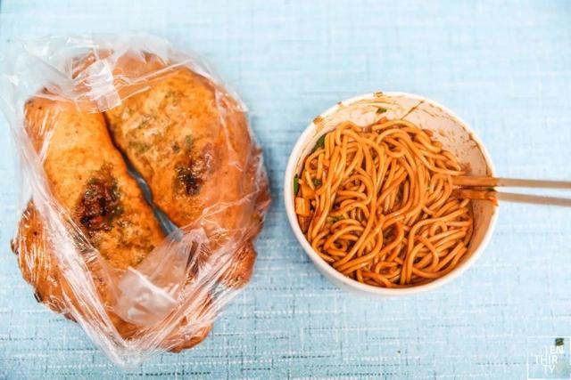 酸奶麻花能放多久 武汉粮道街酸奶大麻花哪个味道最好吃，酸奶麻花能放多久（我们翻遍了武汉的12条街）