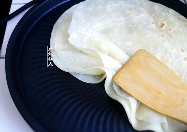 土豆丝卷饼的做法，土豆丝卷饼的配方和做法（真是省事儿又味美）