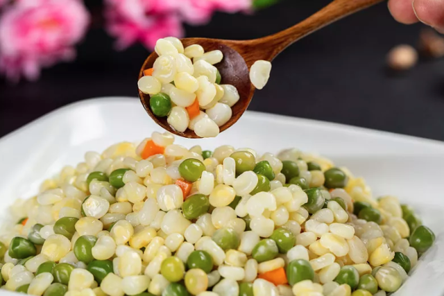 炒芡实功效与作用，炒芡实功效与作用及禁忌（这食材健脾益气、去湿止泻）