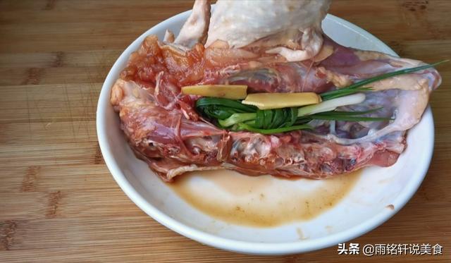 隔水蒸鸡怎么做又嫩又好吃，教你隔水蒸鸡做法
