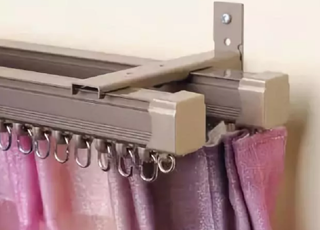 窗帘盒用轨道的好还是罗马杆的好，有窗帘盒的窗帘装罗马杆还是轨道（看两者的优劣势自然会明白）