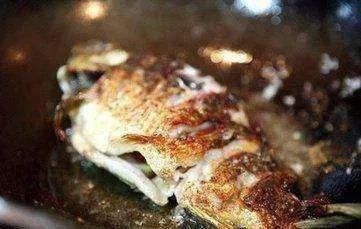 氟锑酸为什么不腐蚀人（李佳琪的不粘锅到底是厨艺问题）