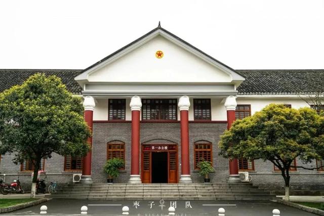 四川理工学院是几本，四川轻化工大学好不好是几本是211吗（四川有哪些大学坚守在地级市）