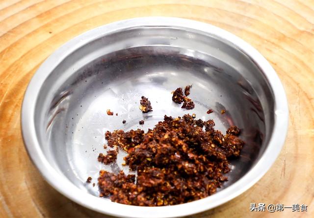 正宗红油小面的做法，家常小面怎样做才麻辣又好吃