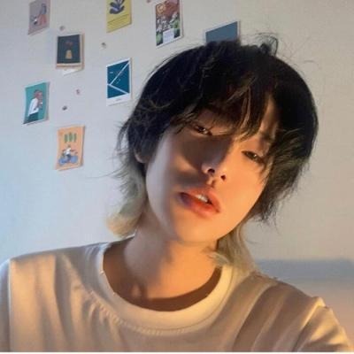 Thorns(荆棘)网名，Thorns(荆棘)微信昵称（飒酷快手昵称大全男生霸气英文率性风范儿）