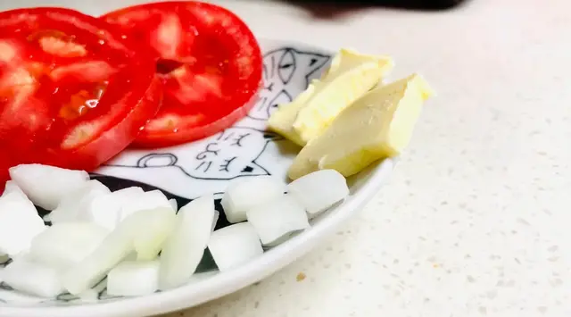 正宗芝士黄油吐司做法，半熟溏心蛋像布丁一样