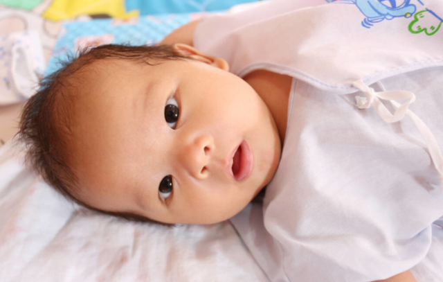  0-6个月婴儿视力发育标准，0-36个月宝宝视觉发育表