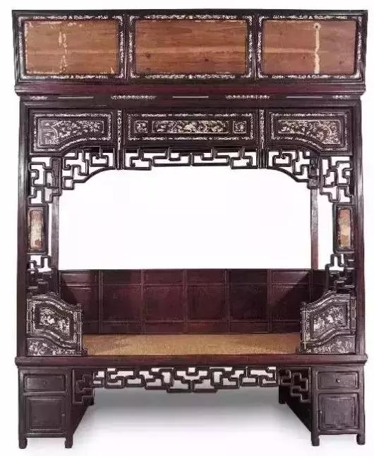 美人榻的特点有哪些,形容美人卧榻(古色古香的床榻流动着国人骨子里的风情雅韵) 美人榻的特点有哪些,形容美人卧榻(古色古香的床榻流动着国人骨子里的风情雅韵)