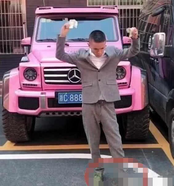 郑矾个人资料简介，郑矾个人资料简介男（网友：品味不敢苟同）